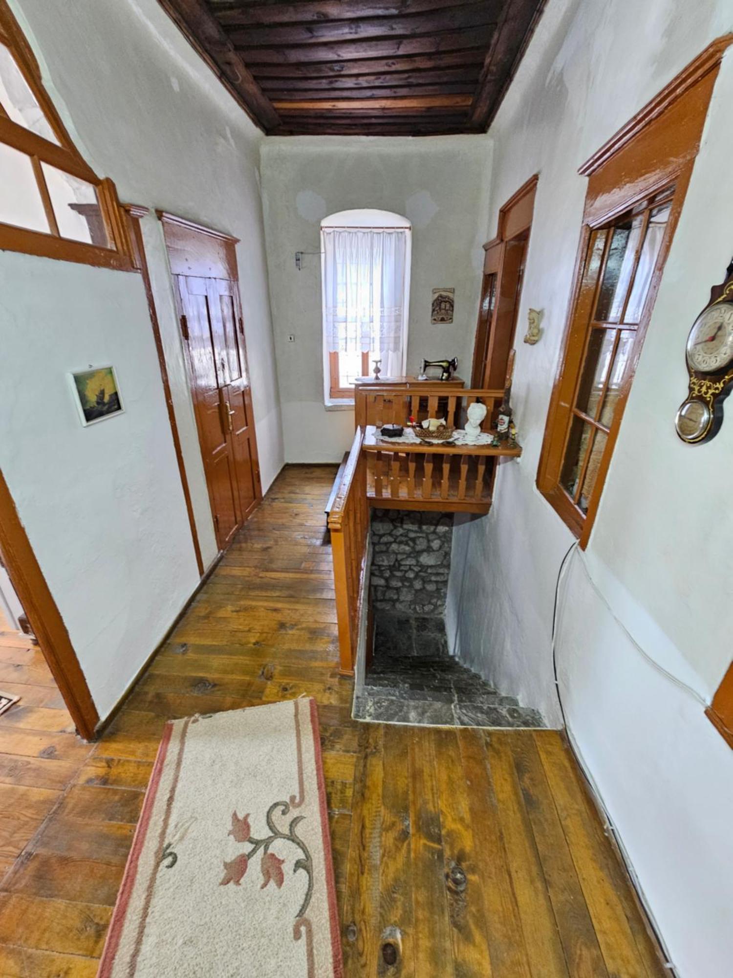 Guest House Panorama 베라트 외부 사진