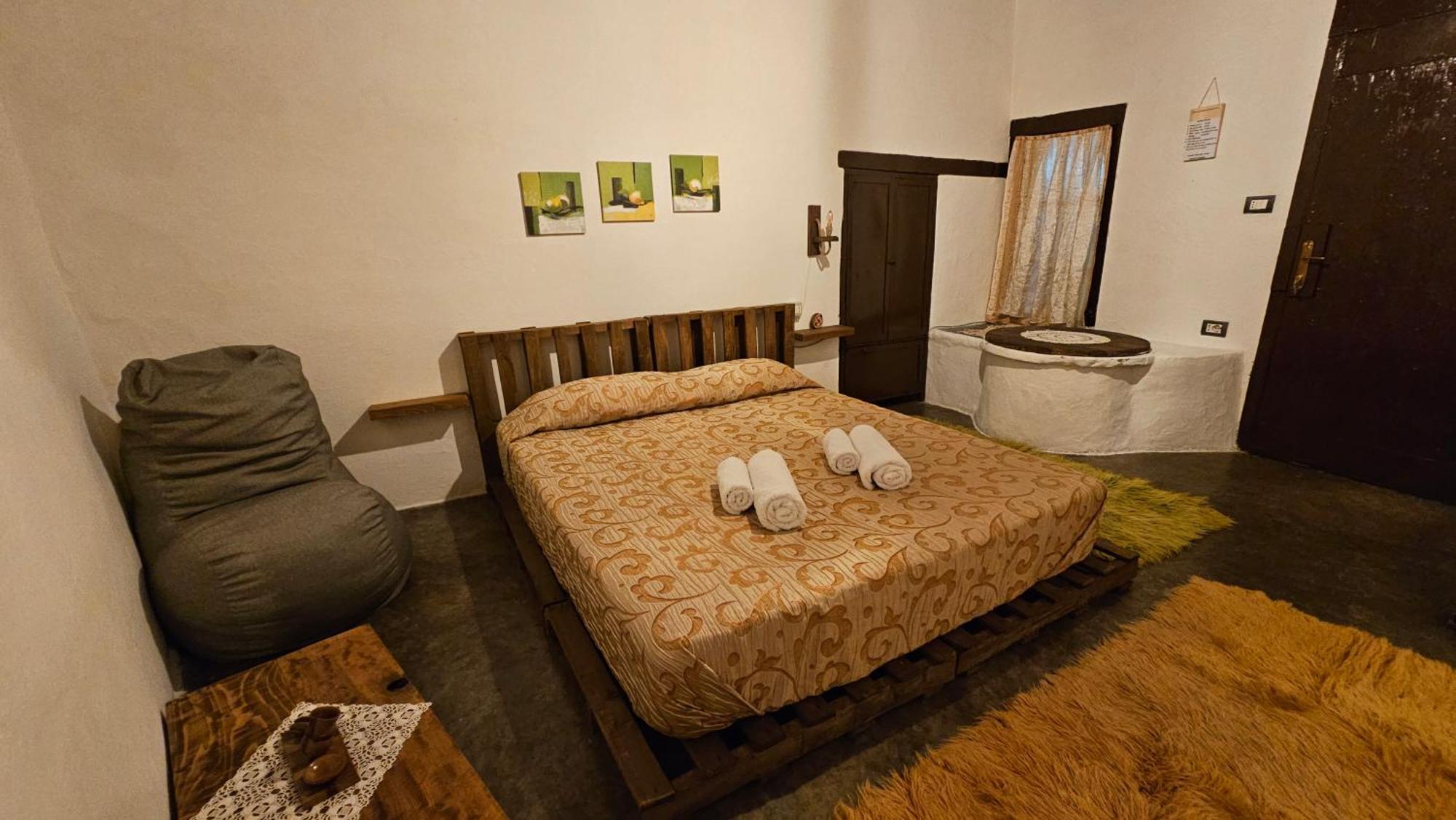 Guest House Panorama 베라트 외부 사진