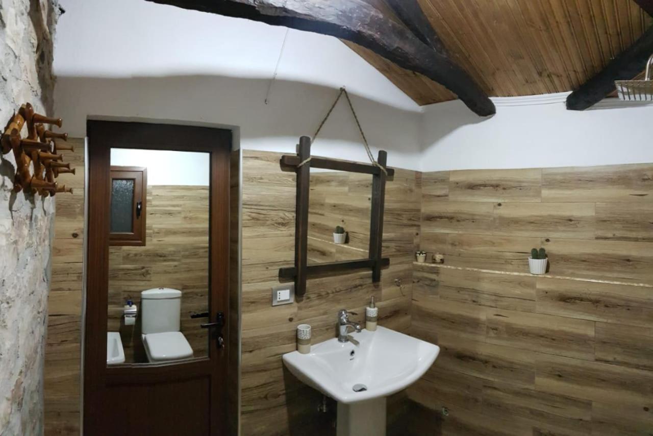 Guest House Panorama 베라트 객실 사진
